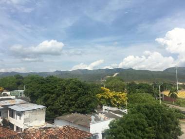 CasaBlanca ApartaEstudios