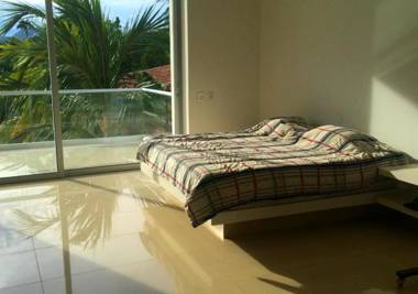 Lujosa Quinta con Piscina Privada Girardot