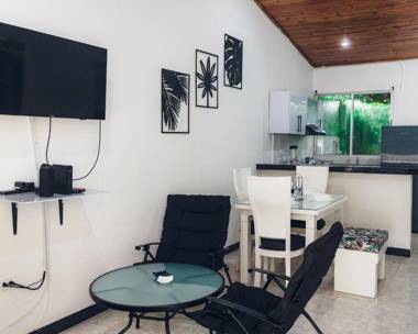 Casa de descanso con Jacuzzi privado - Girardot