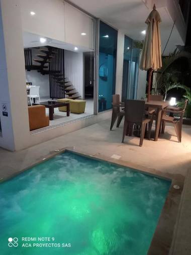 casa vacacional con piscina y jacuzzi privado en girardot