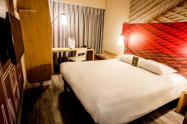 Hotel Ibis Cali Granada