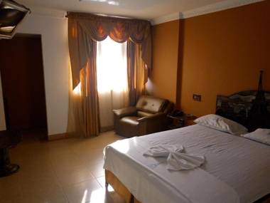 Hotel Residencias Noches De París