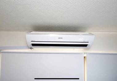 Luxury apartment with a/c next to chipichape mall