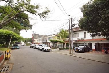 apartaestudio gran ubicacion y aire acondicionado