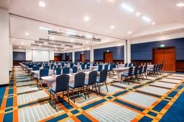 Cosmos 100 Hotel & Centro de Convenciones - Hoteles Cosmos