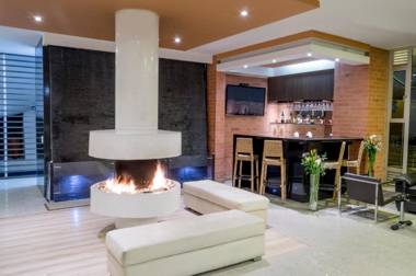 Apartamentos Regency La Feria