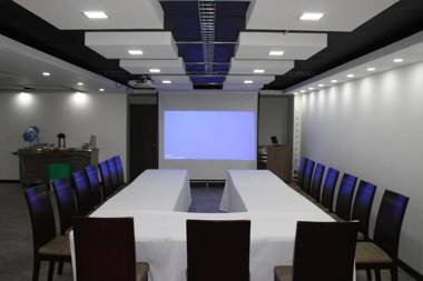 Prisma Suites Chico 94