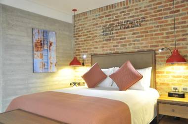 The Artisan D.C. Hotel Autograph Collection