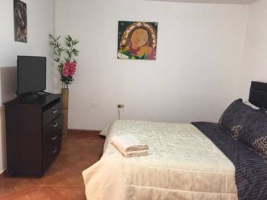 Dorado Airport rooms & apartments