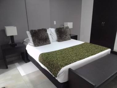 ICON 48 Luxury Apartasuites