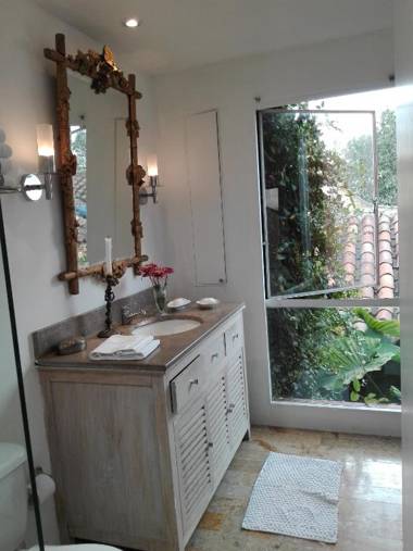 Candelaria House Boutique