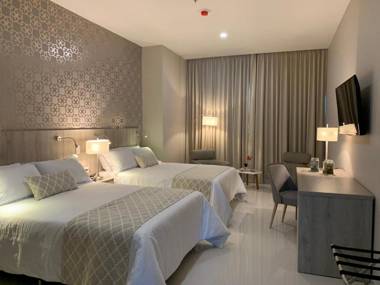 Hotel Dorado Plaza Alto Prado