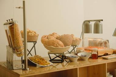 Hotel Dorado Plaza Alto Prado