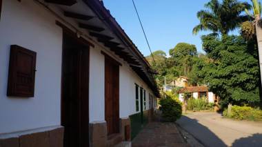 MONCOGUA Casa de Hospedaje