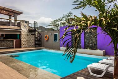 Hostal Aurora Smith Lodging