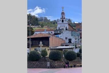 Bellisimo chalet en Zona Colonial (302)