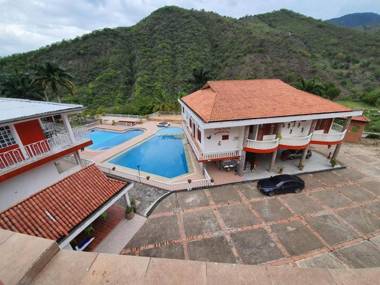 Hotel Mirador de la Montaña