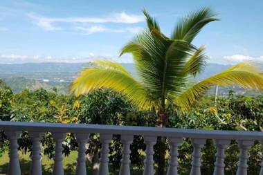 Casa de campo con hermosa vista