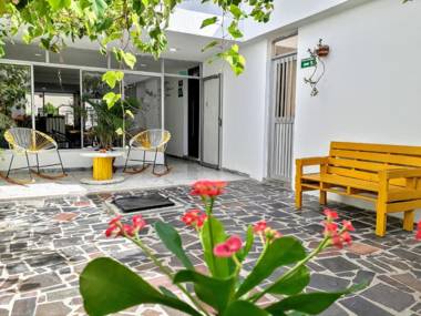 Bona Vida Hostel La Quinta II