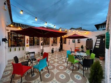 Aviva Guatavita - HOSTEL - CHILL & BAR