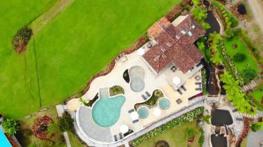 Hotel y Restaurante Lago La Valdivia