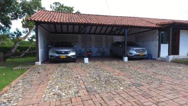 Acogedora Casa Finca con Jacuzzi 5Habs 18Personas RSH