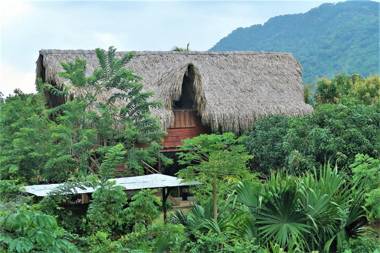 Villa Yira Eco-hotel