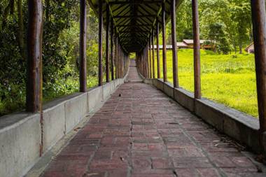 Hotel La Posada De Los Arcángeles