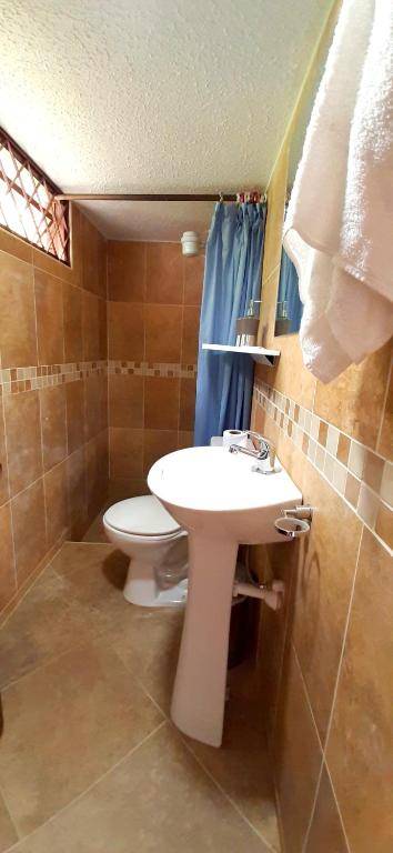 HACIENDA MONCORA CABAÑA LAGO p 1