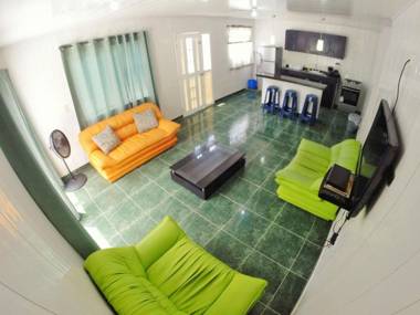 Zippy´s Sea View Apartments