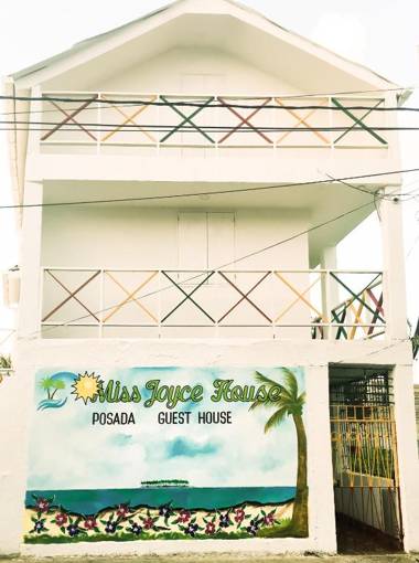 Posada Miss Joyce House