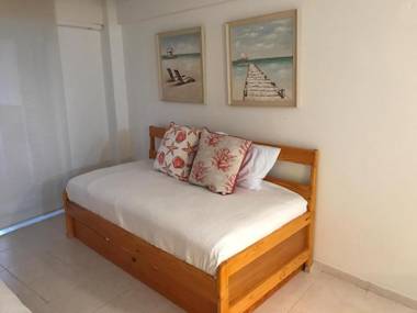 APARTAMENTOS BAY CLUB BY TOP LOCATION