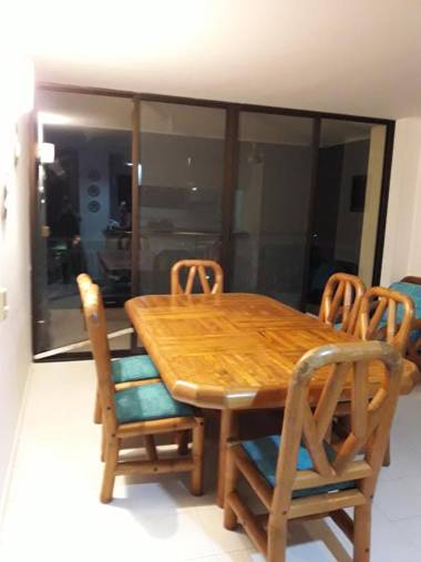 girardot resort apto102