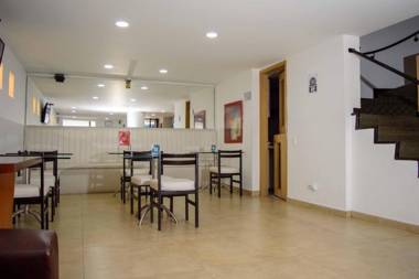 Hotel Confort 80 Castellana