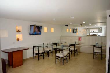 Hotel Confort 80 Castellana