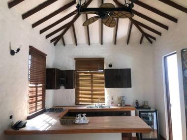 CASA BOHEMIA - Hotel Spa Restaurante Viñedo Cervecería