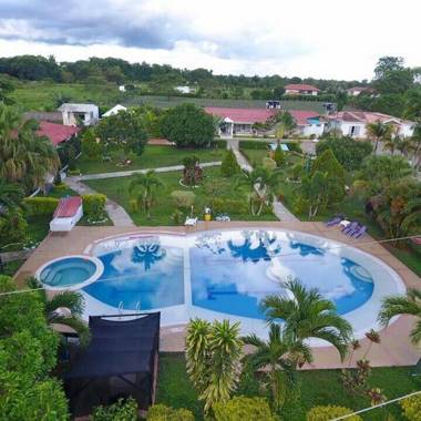 Hotel Rosalinda Campestre del Llano