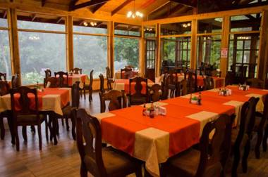 Sueños del Bosque Lodge