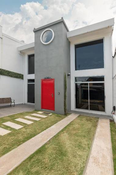 Corazon Escalante awesome location Unique style Secure Walk