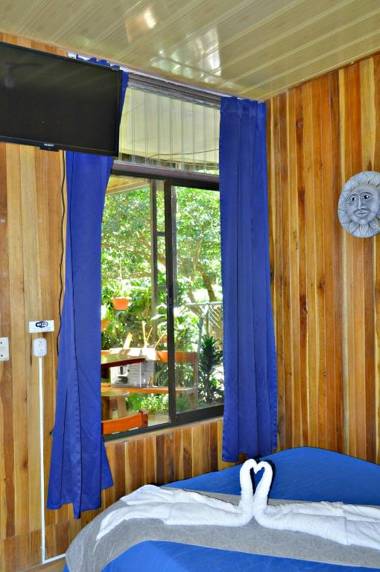 Cabinas El Pueblo B&B Monteverde