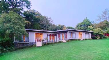 YerbaBuena Modern Stay in the Cloud Forest