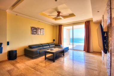 Break Water Point Penthouse 7th Floor