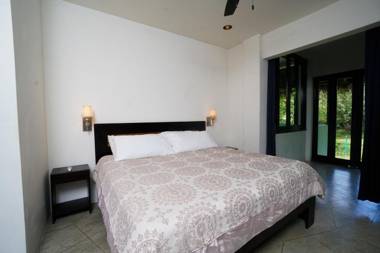 Makara Mono Suite / 2nd Floor