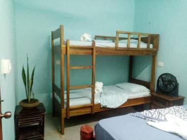 Luminosa Uvita Hostel