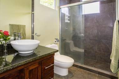 New listing - Elegant Home in Mountains - Amazing Views & Pool - Casa Tres Amigos