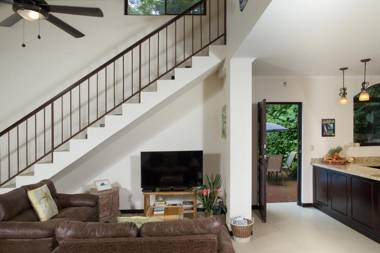 3BR Casa Heron w Private Pool Wi-Fi BBQ