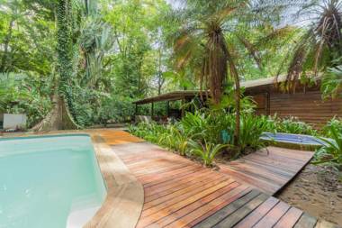 Casa Cerise Beachfront