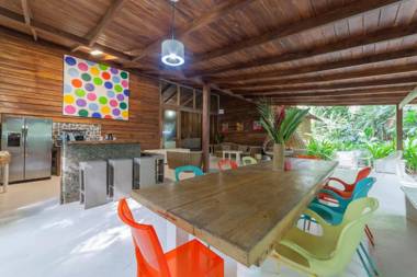 Casa Cerise Beachfront