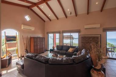 Big hillside villa in Potrero with pool and panoramic ocean views