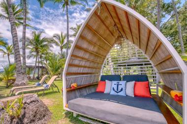 Isla Chiquita Glamping Hotel